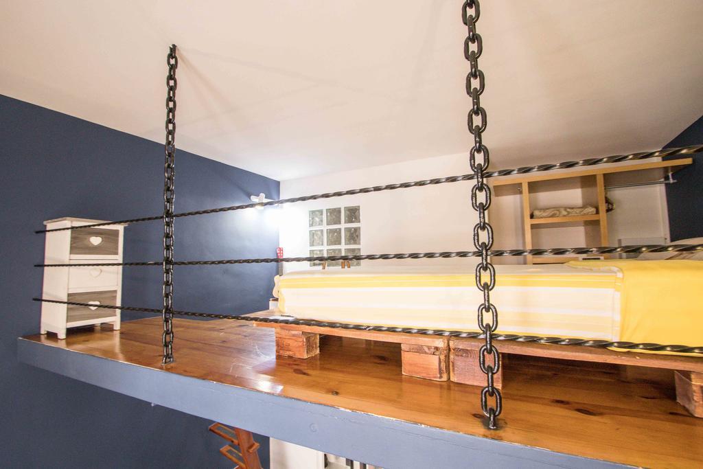 Studio Mezzanine Bleu โรกบรูน-กัป-มาร์แต็ง ภายนอก รูปภาพ